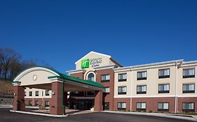 Holiday Inn Express & Suites Zanesville North